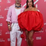 Sabrina Sato Instagram - #LETLOVE 💕 Sabrina Sato e João Vicente de Castro juntos novamente, mas dessa vez para apresentar o reality show “Let Love”. 💘 Os cinco primeiros episódios já estão disponíveis hoje, 13/11, no @globoplay e você assiste à estreia a partir de 22h30 no @multishow . 🔥 No elenco, pessoas solteiras de diferentes regiões do Brasil conhecem possíveis pretendentes. Vamos acompanhar os momentos de conquista entre eles, declarações de amor, DRs e, claro, também encontros bem calientes! 🥵 Bora? [📸: Marcos Serra Lima/gshow/Brazil News] #Famosos