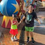 Sabrina Sato Instagram - Fefe, hoje vc completa uma década de vida! 10 anos que vc transformou a vida da nossa família pra sempre. E não foi apenas por ser o primeiro e tão esperado neto, sobrinho e filho, mas pq vc já chegou arrancando sorrisos, unindo ainda mais a família e preenchendo de amor com sua alegria, luz e energia (e como tem energia, viu! hehehe). Tenho muito orgulho do menino do bem que vc é. Da sua generosidade, do seu carinho, cuidado e paciência com a Zozo, Manu e seus amigos. Vc é um menino especial e quero que saiba que a tia vai estar sempre aqui por vc, pra hora que precisar. Te amo como um filho! Comemore, brinque e sonhe muito meu sobrinho tão amado. 😍😘