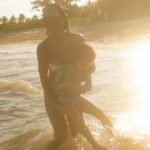 Sabrina Sato Instagram - Primeiro mergulho do ano com o amor da minha vida ♥️ Campo Bahia Hotel Villas Spa