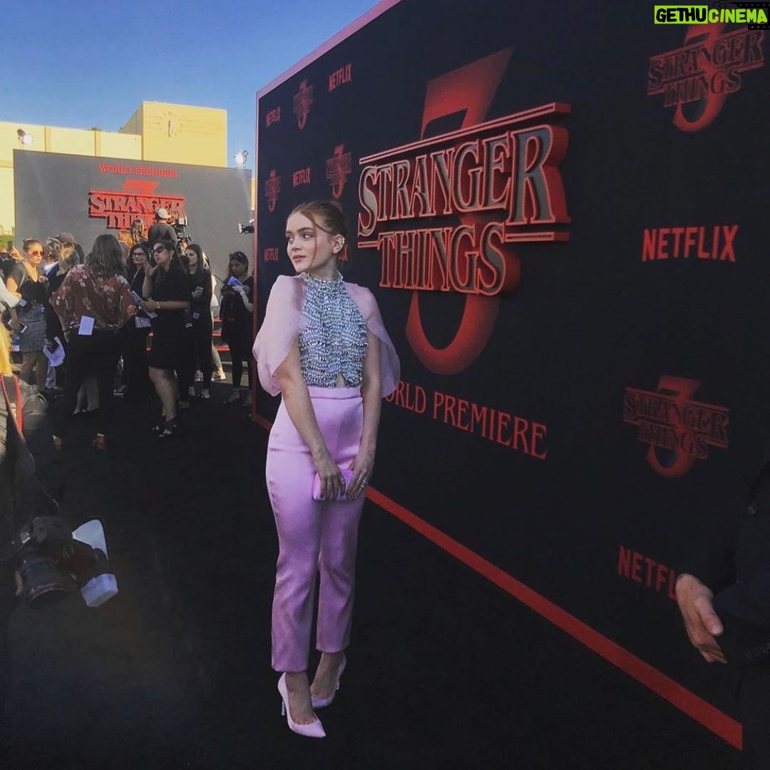 Sadie Sink - 2.7 Million Likes - Thank you @prada for this custom dream look. Congrats to the cast and crew on another amazing season :)