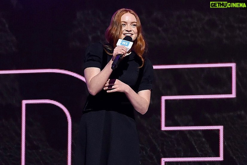 Sadie Sink Instagram - Today I had the honor of speaking at #WEday to an audience full of inspiring, driven students doing amazing work for their communities. Thank you @wemovement for having me, and thank you to all who attended!