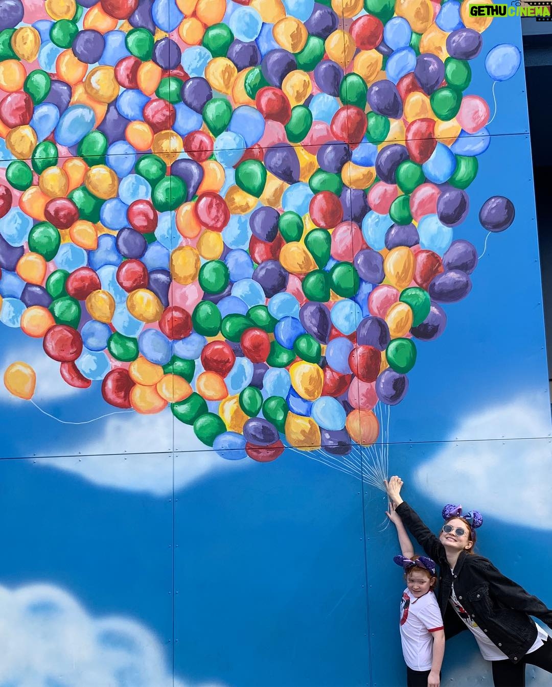 Sadie Sink Instagram - Had a magical day with my favorite sister yesterday. Thank you @Disneyland #Disneyland #PotionPurple #GetYourEarsOn Disney California Adventure Park