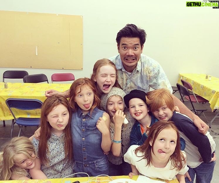 Sadie Sink Instagram - Congrats to the incredible cast and crew of #glasscastlemovie 🎉 I loved every minute I was there and I miss my crazy family❤️😜 #thatsawrap