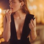 Sadie Sink Instagram - Saturday night with @ArmaniBeauty #ArmaniBeauty #ArmaniBeauties #Venezia79