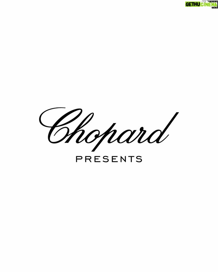 Sadie Sink Instagram - Behind the scenes with @chopard! #chopardhappydiamonds #whatmakesmehappy