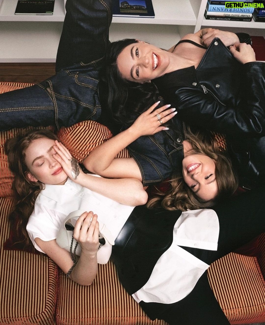 Sadie Sink - 2.6 Million Likes - I started working with Molly when I was 15, and have been endlessly grateful for her friendship and guidance ever since. It’s been so special to grow together as artists and human beings over the years. Her energy and passion is infectious, and I’m lucky to be surrounded by it!! Love you very much @mollyddickson 🖤 Congrats on this well deserved moment :))
Photographer: @yotamshwartz
Local Art Director: @robertoruizrr
Sink Hair: @andrewdylanhair
Sink MU: @alicefayre
Sweeney MU: @melissa.hernandez
Sweeney Hair: @glencocoforhair