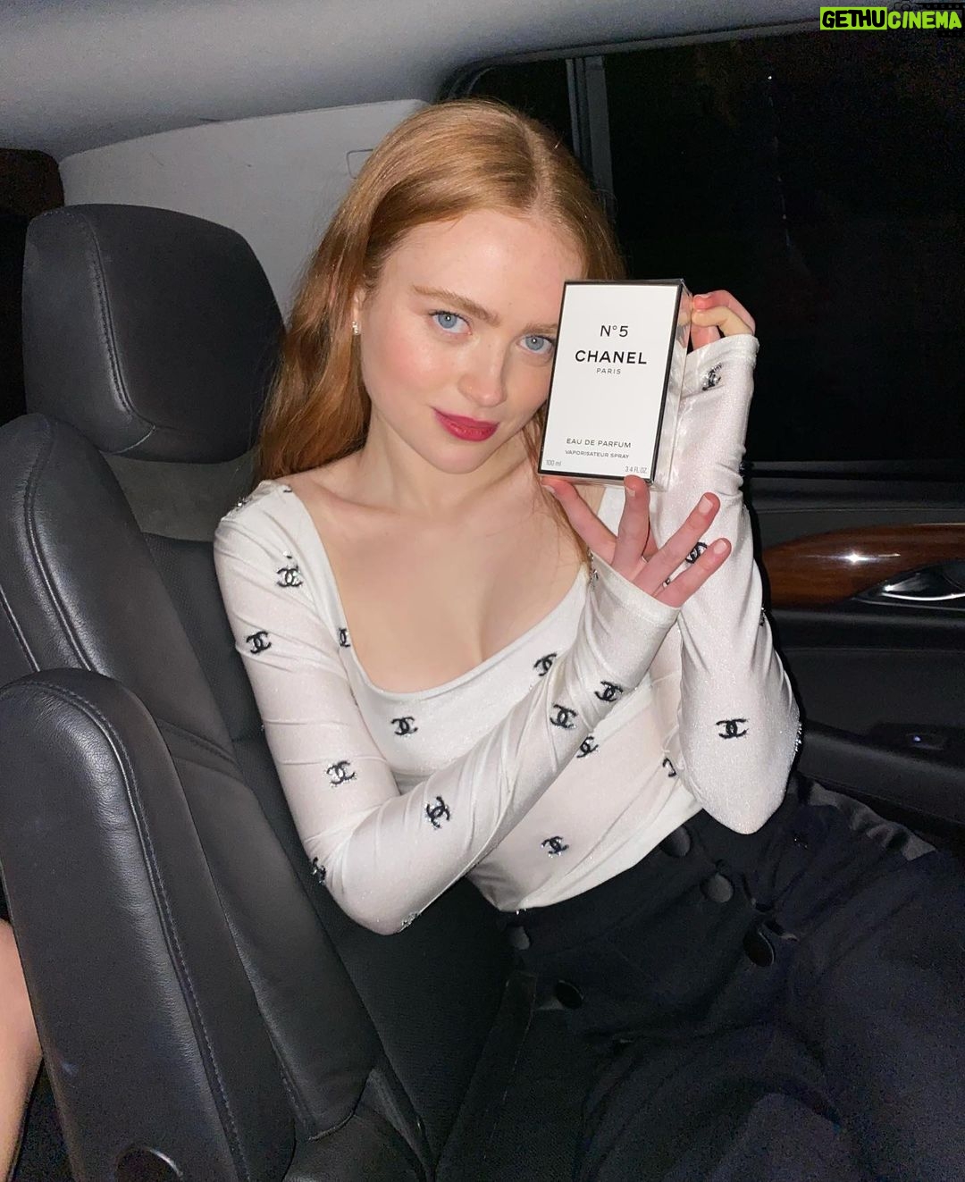 Sadie Sink - 2.9 Million Likes - No. 5! @chanelofficial 🤍