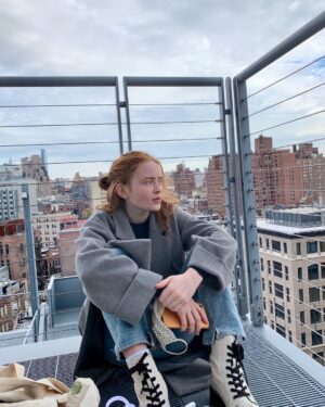 Sadie Sink Instagram - 💭💭