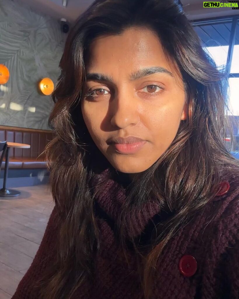 Sai Dhanshika Instagram - Sunny day here in London ☀