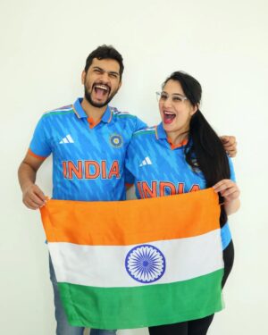 Sai Lokur Instagram - Mumma Daddy and Junior all set to cheer India...

Chak de! 
You have all our support and best wishes.
Bleed blue and get that trophy back home 💙

#india #indiaworldcup #worldcupfinal #worldcupfinal2023 #worldcupfever #indiancricketteam #bcci #indiancricket #indvsaus #cricketworldcup #cheerforindia #bleedblue #lehrado #chakdeindia #win