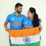 Sai Lokur Instagram - Mumma Daddy and Junior all set to cheer India... Chak de! You have all our support and best wishes. Bleed blue and get that trophy back home 💙 #india #indiaworldcup #worldcupfinal #worldcupfinal2023 #worldcupfever #indiancricketteam #bcci #indiancricket #indvsaus #cricketworldcup #cheerforindia #bleedblue #lehrado #chakdeindia #win