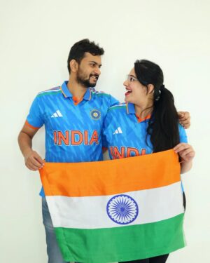 Sai Lokur Instagram - Mumma Daddy and Junior all set to cheer India...

Chak de! 
You have all our support and best wishes.
Bleed blue and get that trophy back home 💙

#india #indiaworldcup #worldcupfinal #worldcupfinal2023 #worldcupfever #indiancricketteam #bcci #indiancricket #indvsaus #cricketworldcup #cheerforindia #bleedblue #lehrado #chakdeindia #win