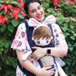 Sai Lokur Instagram - Baby Hip carrier seat from @infantso It has multiple carrying positions and offers best comfort to the parent and the baby. It reduces strain and provides maximum safety. Which position would you prefer to carry ur little bundle of joy? Comment below. (Baby hip carrier seat, Baby products India, New born baby carrier, Baby essentials, safe and durable, mom to be, mommy influencer) #babyhipseat #babyhipseatcarrier #babycarrier #jaadui #newbornbaby #babyreels #babyproductsindia #reelstrending #babyreels #babyessentials