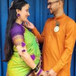 Sai Lokur Instagram - My Sweet little Dohal Jevan at home 🥰 Aai and baba to be ❤️ [Baby Shower, Dohal jevan, couple, dohale, mom to be, pregnancy diaries, Floral jewelry, green saree, aai, baby shower celebrations, parents to be, couple things, couple goals, mom dad] #babyshower #babyshowerreels #couplegoals #couplethings #couplereels #momdad #parentstobe #genderreveal #boyorgirl #couple #husbandwife #floraljewellery #aai #Maa #momreels #momtobe #ootd #dohaljevan #babyshowerphotoshoot #maternityphotoshoot #pregnancyreels #traditional #trendingreels #function