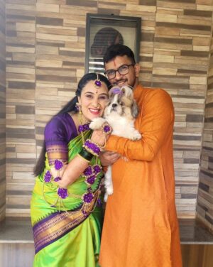 Sai Lokur Instagram - And the brother to be is as excited as we are ❤️
@furballmocha

[Baby Shower, Dohal jevan, dohale, mom to be, dog, pet, pregnancy diaries, Floral jewelry, green saree, aai, baby shower celebrations, shih tzu]

#babyshower #shihtzu #babyshowerreels #floraljewellery #floraljewelry #aai #Maa #momreels #momtobe #getreadywithme #ootd #dohaljevan  #babyshowerphotoshoot #maternityphotoshoot #pregnancyreels #banibani #greensaree #traditional #trendingreels #function