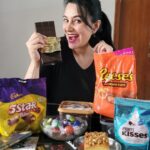 Sai Lokur Instagram – Everyone says avoid eating sugar during pregnancy.
And this is what me and my baby do 🤣

#funnyreels #baby #babyreels #pregnancyreels #pregnancy #pregnancydiet #babyvideos #trending #sweets #babydance #babygirl #babyboy #momtobereels #momtobe #pregnancyjourney