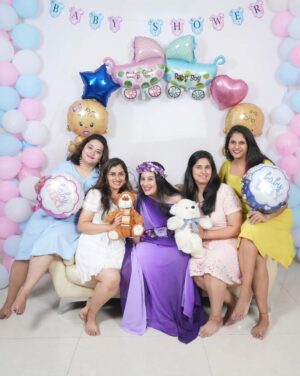 Sai Lokur Instagram - My Fairy-tale Baby Shower 🤰
I truly feel like a princess ❤️
And my dear friends made it so special for me...
#grateful 

Gown - @momswardrobe2020 
Jewelry - @mrugasart 

#babyshowerwithfriends  #maternityphotoshoot #babyshowerphotoshoot
#babyshower #babyshowerlook #babyshoweroutfit #babyshowergown #maternitygown #floraljewellery
#babyshowerjewellery #babyshowergown #maternityphotoshootideas
#princessdiaries #fairytale #purple #ombre #photoshootgowns