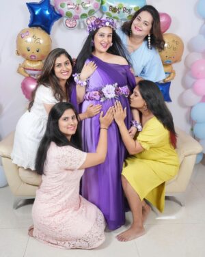 Sai Lokur Instagram - My Fairy-tale Baby Shower 🤰
I truly feel like a princess ❤️
And my dear friends made it so special for me...
#grateful 

Gown - @momswardrobe2020 
Jewelry - @mrugasart 

#babyshowerwithfriends  #maternityphotoshoot #babyshowerphotoshoot
#babyshower #babyshowerlook #babyshoweroutfit #babyshowergown #maternitygown #floraljewellery
#babyshowerjewellery #babyshowergown #maternityphotoshootideas
#princessdiaries #fairytale #purple #ombre #photoshootgowns