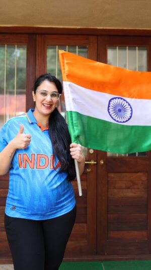 Sai Lokur Instagram - Indiaaaaa Indiaaaaa.... clap.clap.clap 😅

M sure most of u read this in a tone 😄
All set for the match.
Chak de India..
You have all our support and best wishes.
Bleed blue and get that trophy back home 💙

#india #indiaworldcup #worldcupfinal #indvsausfinal #cwc #cwc2023 #worldcupfinal2023 #worldcupfever #indiancricketteam #bcci #indiancricket #indvsaus #cricketworldcup #cheerforindia #bleedblue #lehrado #chakdeindia #win