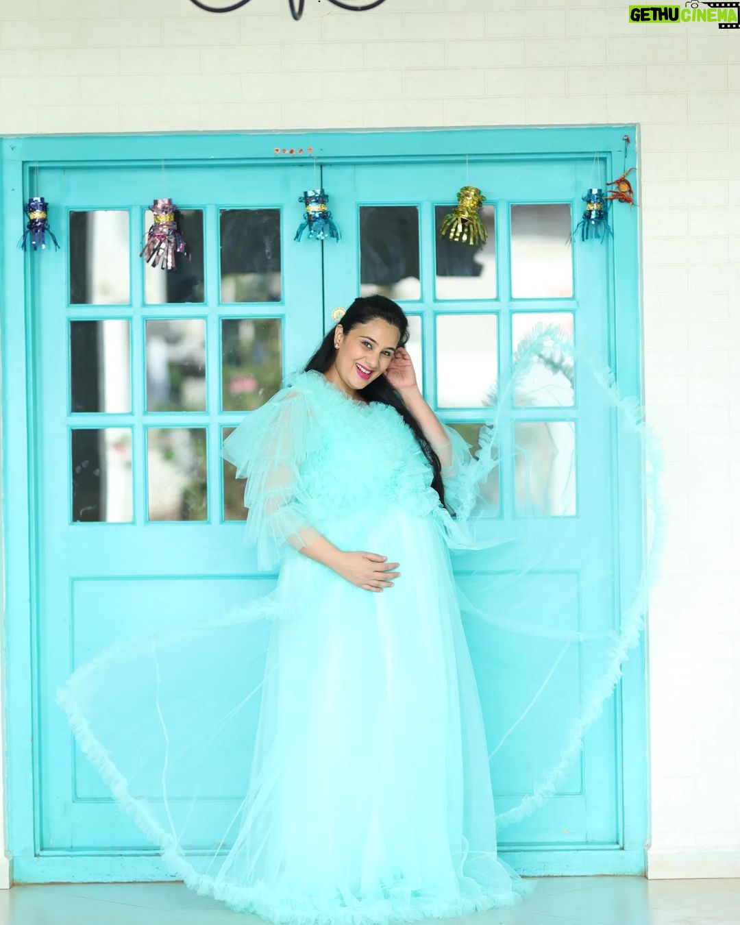 Sai Lokur Instagram - Straight out of a fairytale. Outfit - @fragrance_designs (Maternity photoshoot ideas outdoor, Maternity outfits, Maternity photoshoot gowns, girl or boy, gender reveal, swirl, mom to be, pregnancy photoshoot) #maternityphotography #maternityphotoshoot #maternityphotoshootideas #maternityclothing #maternityoutfit #maternityphotoshootindia