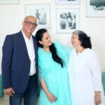 Sai Lokur Instagram - And finally the grandparents to be, have made an appearance on my social media in the last days of my pregnancy 😅 A super excited lot of family awaits your arrival Baby Roy! Your gonna be pampered and how❤ Cant wait to experience it all. #babyarrival #babyontheway #parentstobe #grandparentstobe #grandparents #babyprep #excitement #awaiting #maternityphotoshootindia #maternityphotoshootideas #maternityphotoshoot #maternity #photoshoot #photography #momtobe