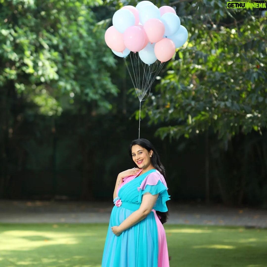 Sai Lokur Instagram - Twinkle Twinkle Little Star, How We Wonder What You Are! Since I didn't know the gender of my little one, I wanted to go with a very fresh combination of pink and blue. I got this gorgeous gown designed from @fragrance_designs and I think it absolutely looks stunning ππ Do comment if you agree! (Maternity photoshoot ideas outdoor, Maternity outfits, Maternity photoshoot gowns, girl or boy, gender reveal, swirl, mom to be, pregnancy photoshoot) #maternityphotography #maternityphotoshoot #maternityphotoshootideas #maternityclothing #maternityoutfit #maternityphotoshootindia