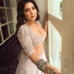 Sakshi Agarwal Instagram - Cheers to a new chapter! May 2024 bring joy, success, and unforgettable moments. Let’s make it a year to remember! 🎉✨ #HappyNewYear #2024Wishes . Hmua: @murugeshmakeup_hair @shalini_hairartist Location: @crowneplazachn Designer: @dvasabyabhi Jewellery : @challani_jewellery Pic: @prachuprashanth Crowne Plaza Chennai Adyar Park