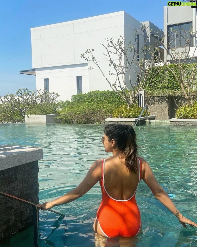 Sakshi Agarwal Instagram - 😍😍😍 last day of 2023 Renaissance Bangkok Ratchaprasong Hotel