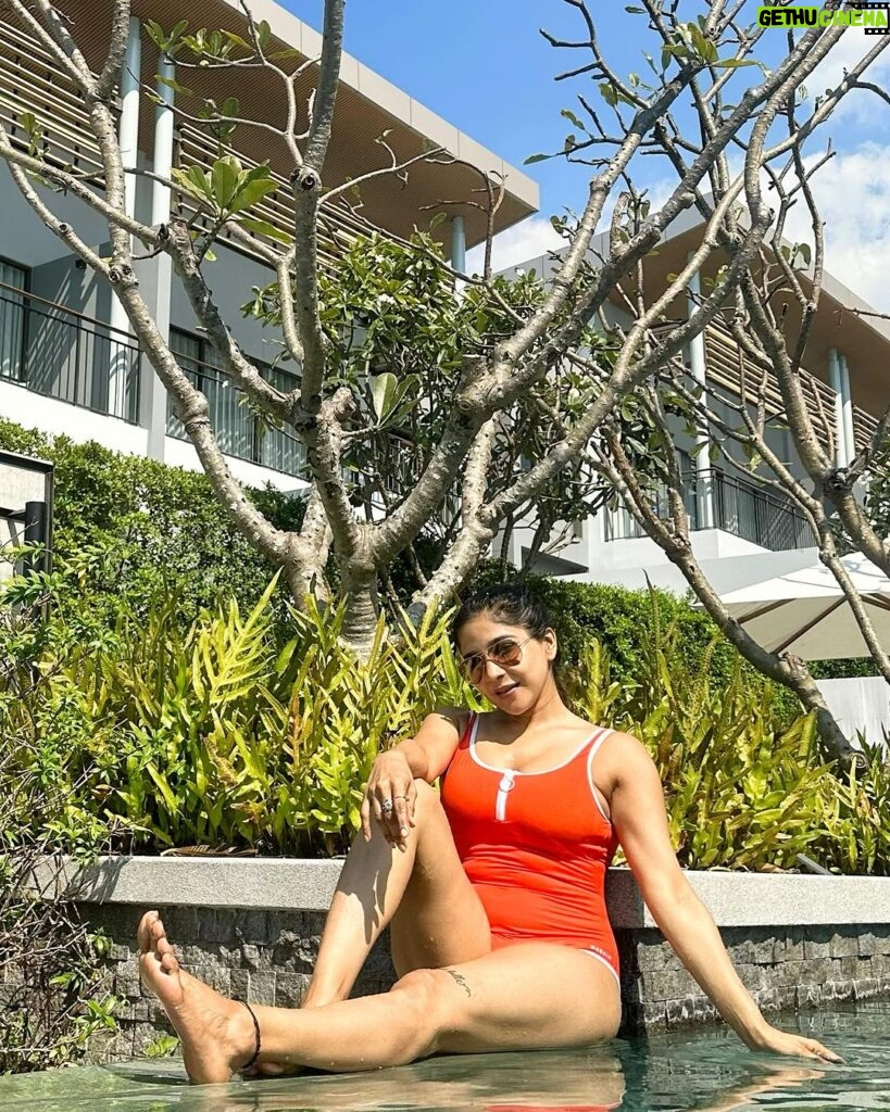 Sakshi Agarwal Instagram - Basking in the Pattaya sun, monokini vibes on point. ☀️👙 #SunKissedEscape #PattayaBliss #pattayathailand @renhotels Renaissance Pattaya Resort & Spa