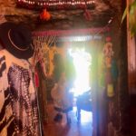 Salma Hayek Pinault Instagram - Besame mucho store in Todos Santos. @besamemuchobazaar #shopping 🎵 #fleetwoodmac