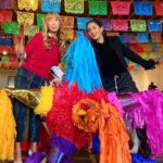 Salma Hayek Pinault Instagram - Thank you @zebrahappiness for supporting Mexican artists and artisans and loving our traditions. Mil gracias Mary Ta por apoyar a artistas y artesanos Mexicanos y por adorar nuestras tradiciones. #posada #piñata