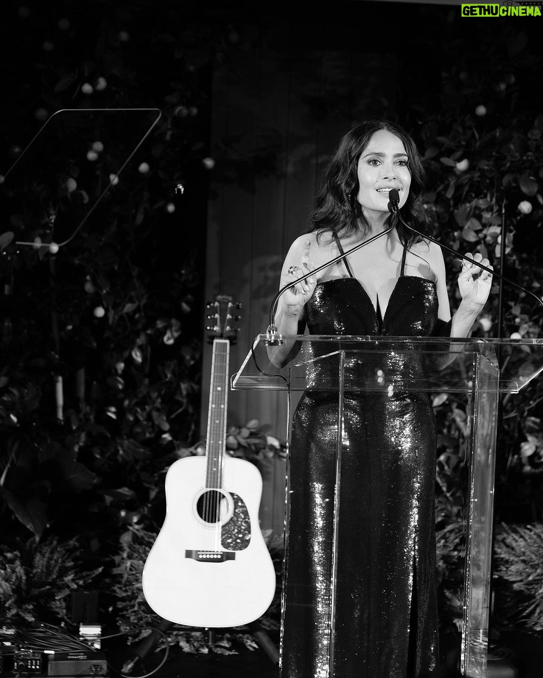 Salma Hayek Pinault Instagram - What a night! Thank you to everybody who came out to celebrate 15 years of the @keringfoundation and the second annual 'Caring for Women' dinner to benefit the Malala Fund, National Network to End Domestic Violence (NNEDV) and New York City Alliance Against Sexual Violence. I am so honored to work alongside this brilliant foundation to combat gender-based violence and continue the fight to protect vulnerable women and children all across the globe. ¡Qué noche! Gracias a todos los que asistieron a celebrar los 15 años de @keringfoundation y la segunda cena anual 'Caring for Women' en beneficio del Malala Fund, National Network to End Domestic Violence (NNEDV) and New York City Alliance Against Sexual Violence. Es un gran honor para mí trabajar junto a esta brillante fundación para combatir la violencia de género y continuar la lucha para proteger a las mujeres y los niños vulnerables en todo el mundo. Oprah, @malala, Zoë Kravitz, @channingtatum, @christianamusk, @nicolekidman, @lindaevangelista, @kimkardashian, @isabelle.huppert, @gayleking, @oliviawilde 📸: German Larkin @germanlarkin