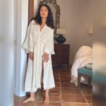 Salma Hayek Pinault Instagram - Thank God it’s Friday! Bendito sea Dios que es viernes!
