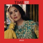 Salma Hayek Pinault Instagram - I am so honoured to be amongst such remarkable company in the TIME’s list of the 100 Most Influential People in the world: time.com/time100 Thank you @penelopecruzoficial, for your beautiful words on the article. You made me flash back to the beginning of our friendship and my career and I felt overwhelmed with gratitude towards my fans, friends & family who have supported me throughout the three decades of work. Me siento muy honrada de estar en tan notable compañía en la lista de TIME de las 100 personas más influyentes del mundo: time.com/time100 Gracias @penelopecruzoficial, por tus hermosas palabras en el artículo. Me hiciste retroceder el comienzo de nuestra amistad y mi carrera y me sentí llena de gratitud hacia mis fans, amigos y familiares que me han apoyado durante las tres décadas de mi trabajo. #TIME100 @time 📸: @robbiefimmano @trunkarchive