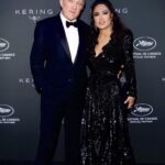 Salma Hayek Pinault Instagram - So proud of Kering’s ‘Women in Motion’ 8th Annual Gala in Cannes, where we had the privilege and opportunity to honour the inspiring career of legendary artist and ground breaker @michelleyeoh_official ❤️ @kering_official #WomenInMotion #Cannes2023 #Cannes Nous sommes fiers du 8ieme gala annuel “Women in Motion” avec le Festival de Cannes. Nous avons eu le privilège d’honorer l’exceptionnelle et très inspirante carrière de cette artiste légendaire et pionnière qu’est @michelleyeoh_official ♥️ @kering_official Muy orgullosa de la 8va Gala Anual de ‘Women in Motion’ de Kering en Cannes, donde tuvimos el privilegio y la oportunidad de honrar la inspiradora carrera de la legendaria artista e innovadora @michelleyeoh_official ❤️ @kering_official 📸: @zoemcconnell @gettyimages