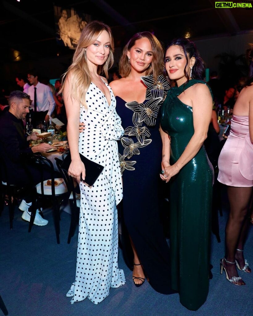 Salma Hayek Pinault Instagram - I am incredibly honored and grateful beyond words to receive this year’s Giving Tree Award at the 2023 Baby2Baby Gala, presented by @paulmitchell. @kellysawyer and @norahweinstein, I am in awe of your resilience, thoroughness, and hard work in creating @baby2baby, providing children living in poverty across the country with diapers, clothing, and all the basic necessities that every child deserves. I am also deeply grateful for your donation of 50,000 diapers you provided to the children of Acapulco who are living in the aftermath of Hurricane Otis—thank you from the bottom of my heart. My dear friend @channingtatum, thank you for presenting me with this award (I know how much you hate doing this kind of thing, so thank you SO much). I promise I will continue to make it my lifetime commitment to help children across the world. ❤️