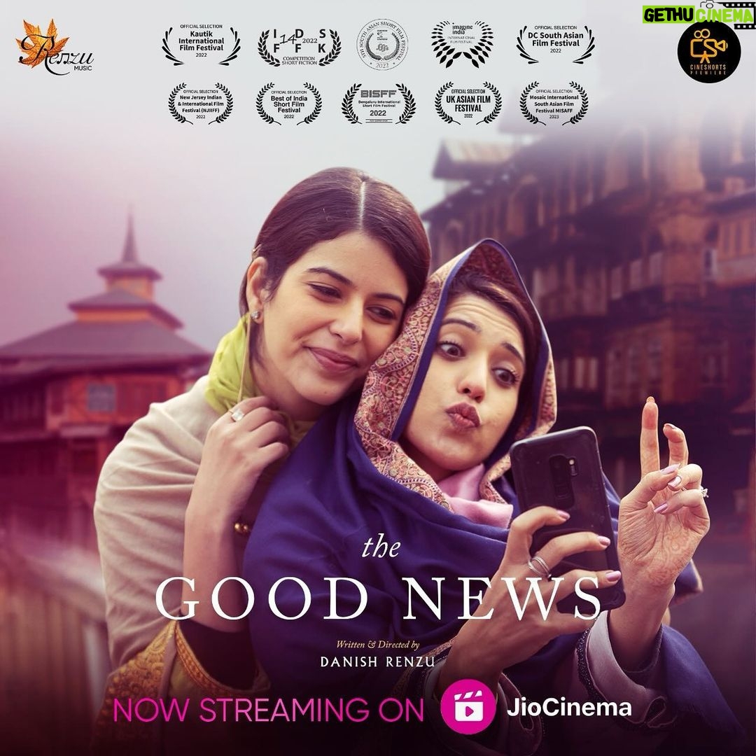 Saloni Khanna Instagram - Experience the formidable journey of two friends who dared to dream! @thegoodnewsshort now streaming on @officialjiocinema (link in bio) @danishrenzu @salk.04 @gauribatra56 @naveen9arora @sunayanakachroo @renzufilms @cineshortspremiere @taherhusseinn @rakeshjagdeesh @sumitlalwani @nambrathsavitha @csporns @zaheer.colorist @theperfectpairbykainaat @makeupbyaayesha @bhatshahnawaz @basitalie @junaidhanief @nube_cirrus @vishal.likes.cinematography @mukhtarlights @kongposhsound @aabidrashid01 @zehduu_56 #thegoodnews #jiocinema #friendship #shorts #renzufilms
