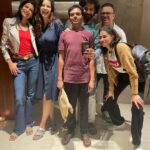 Saloni Khanna Instagram - DARE YOU TO NOT SWIPE LEFT, PUT YOUR PHONE AWAY & TALK TO LOVED ONES WAITING FOR YOUR ATTN! . . But looks like you won’t do that. You are incorrigible! Aren’t you. . . Embrace. Love. Kiss. Happy New Year . . #2024
