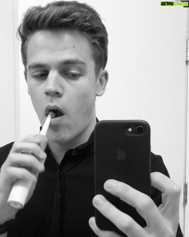 Sam Clemmett Instagram - Reunited. #feelssogood