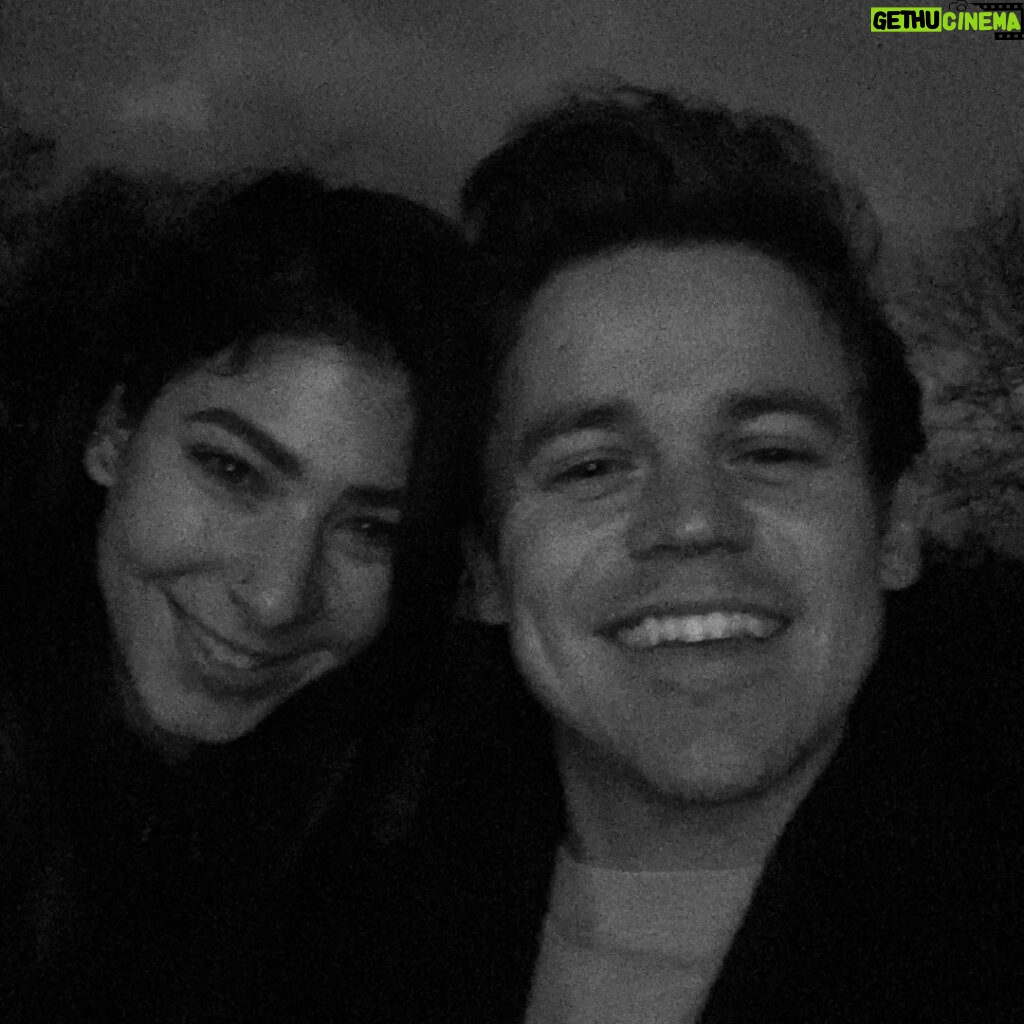 Sam Clemmett Instagram - Happy birthday to this lover of pints, cats and naps. You’re a dream. 2020 can fuck off. Here’s to this one. Go get it! I love you ❤️ New York, New York