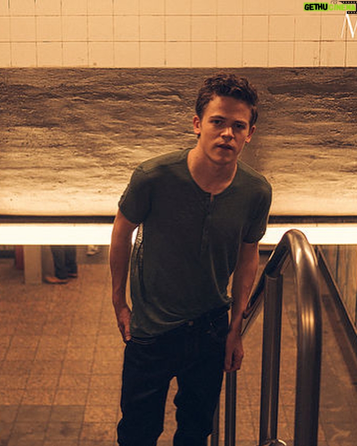 Sam Clemmett - 7.3K Likes - @mood__magazine thank you for this!! @josephsinclair you’re incredible. That is all. Check out this lovely little interview in my bio ⚡️