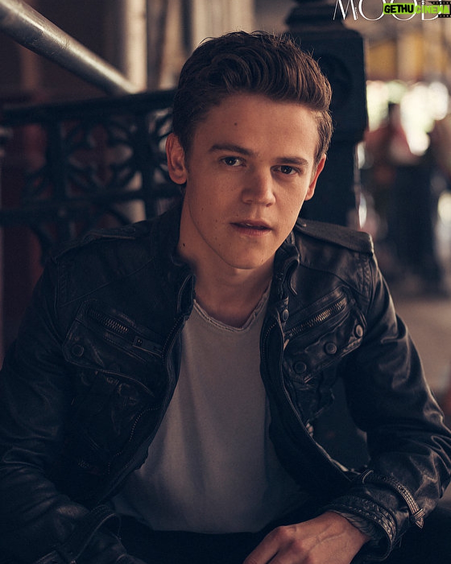 Sam Clemmett - 7.3K Likes - @mood__magazine thank you for this!! @josephsinclair you’re incredible. That is all. Check out this lovely little interview in my bio ⚡️