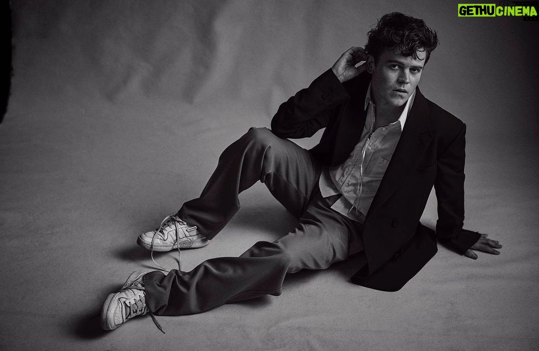 Sam Clemmett - 28.3K Likes - Another from the incredible @charliegraystudio for @icon_elpais
Styling @mrfabioimmediato
Grooming @thebradylea
#queencharlotte