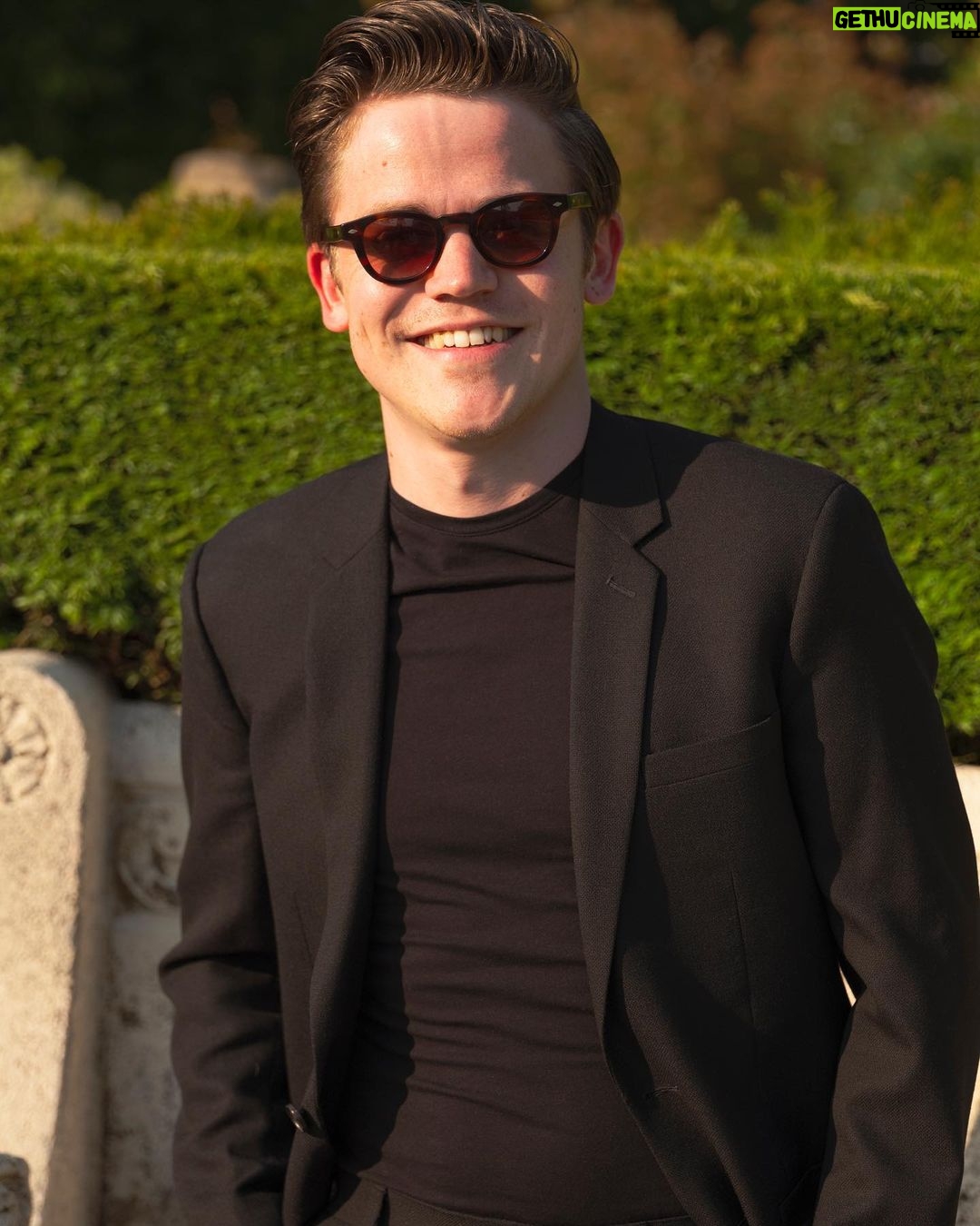 Sam Clemmett - 35.1K Likes - Spent an amazing two days discovering all things @manoloblahnik men’s down at @beaverbrook 😎
Thank you SO much for having me @kristinablahnik @andrew_marcus_wright
📸 @kirktruman