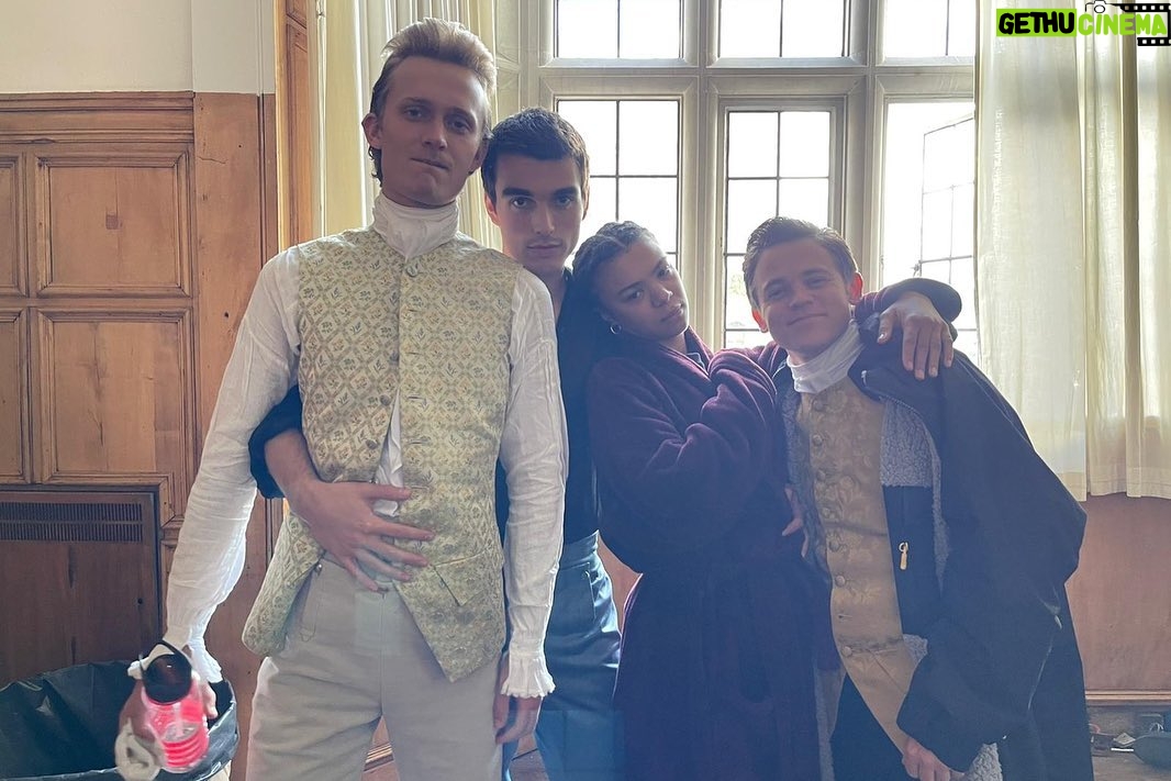 Sam Clemmett - 40.1K Likes - It’s here. So many feelings. Immensely proud of every single person involved. Enjoy the ride 👑 #queencharlotte #bridgerton