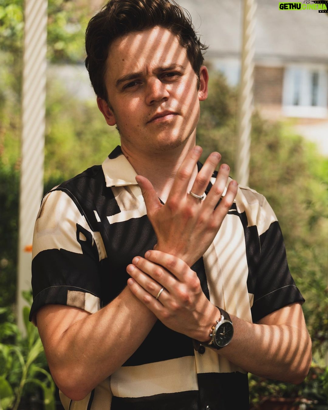 Sam Clemmett - 35.1K Likes - Spent an amazing two days discovering all things @manoloblahnik men’s down at @beaverbrook 😎
Thank you SO much for having me @kristinablahnik @andrew_marcus_wright
📸 @kirktruman