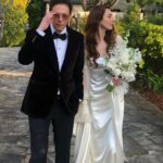Samantha Robinson Instagram – A gorgeous weekend, celebrating two special people tying the knot 🔒💘🤍 @chelseastaylor @jarradpaul MacArthur Place Hotel