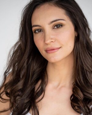 Samantha Robinson Instagram - My beautiful friend @kellriches took some headshots for me. I highly recommend her for any of your photography needs ❤️ hmua @roczaneenriquez