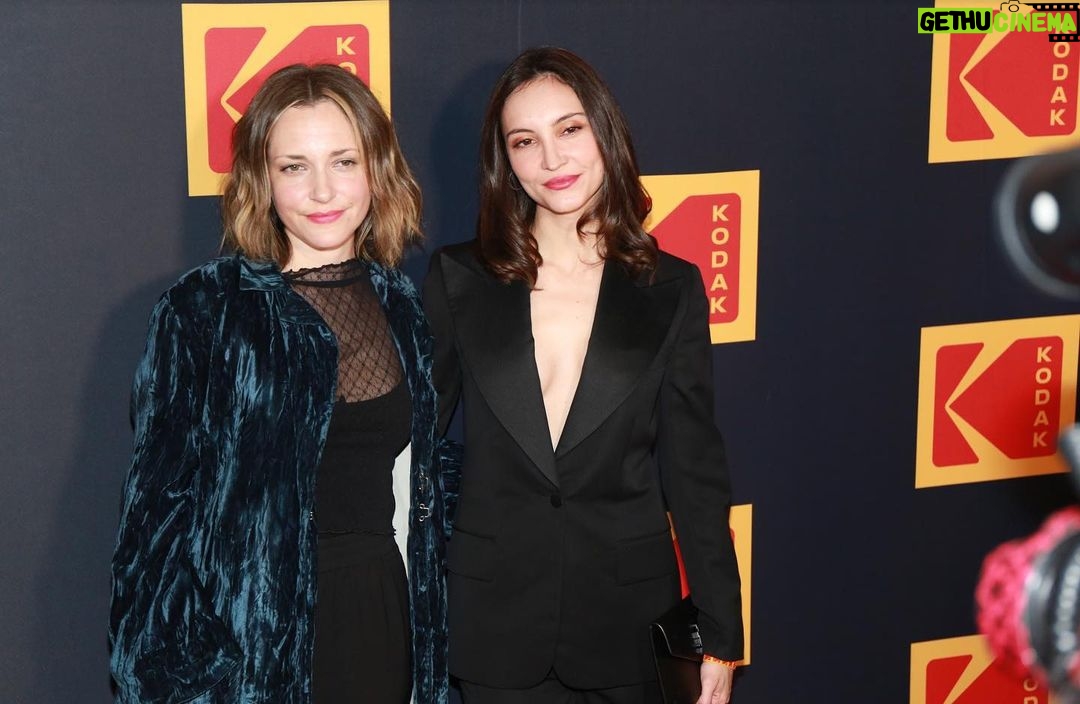 Samantha Robinson Instagram - I love this gal @levandyke 🧡 thank you @stevenjbellamy for bringing us together!