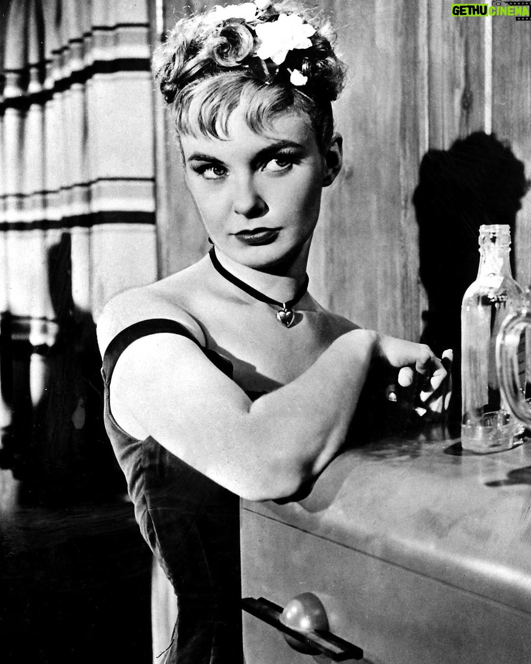 Samantha Robinson Instagram - I think Iām in love with Joanne Woodward š